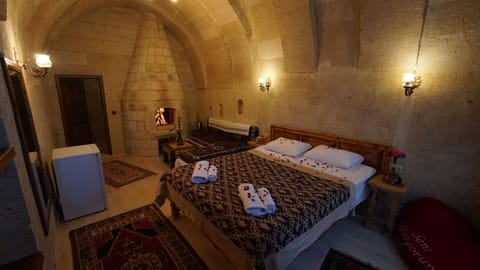 Deluxe Double Room | 1 bedroom, premium bedding, minibar, soundproofing