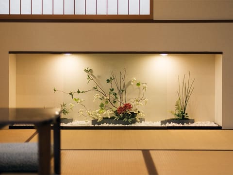 Private Vacation Home | 2 bedrooms, desk, soundproofing, WiFi (free)