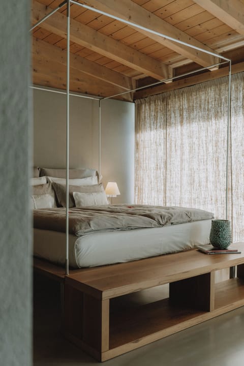 Junior Suite, 1 King Bed, Vineyard View, Garden Area (1) | 1 bedroom, minibar, in-room safe, desk