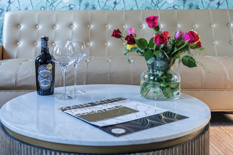 Breakfast and dinner served, British cuisine