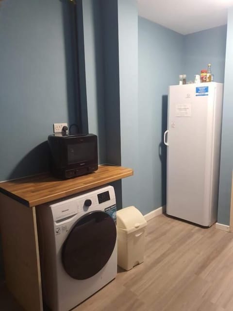 Shared fridge, microwave