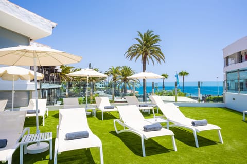 Sundeck
