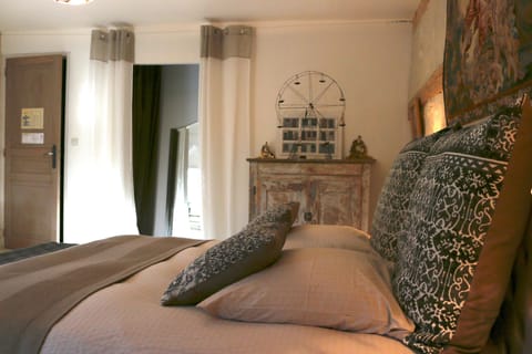 Traditional Double Room (Blanche) | View from room