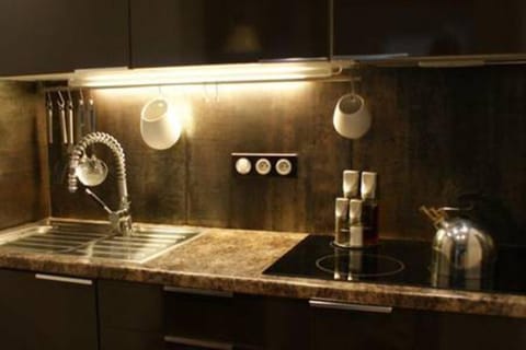 Romantic Suite, 1 Queen Bed with Sofa bed | Private kitchen | Fridge, microwave, stovetop, espresso maker