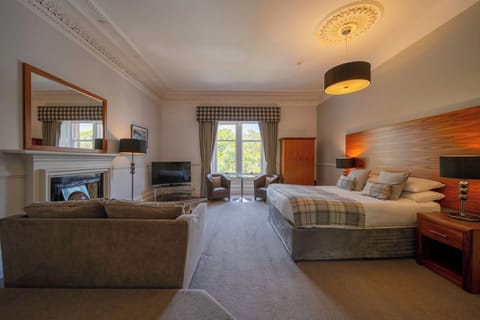 Superior Double Room | Desk, iron/ironing board, free WiFi, bed sheets