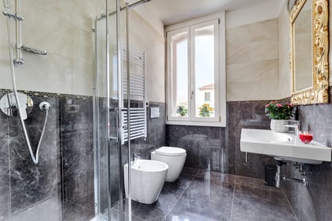 Hair dryer, towels, soap, shampoo