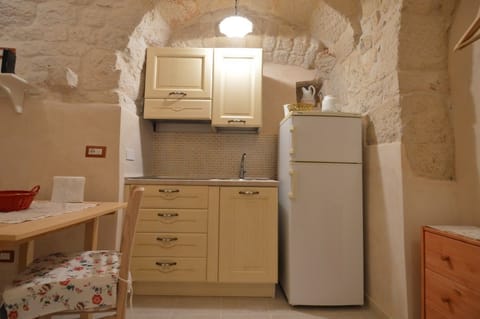 Romantic Studio (Il Trullo) | Private kitchen | Microwave, stovetop, coffee/tea maker, electric kettle