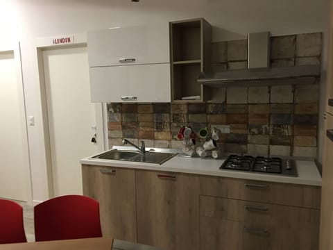 Free local cuisine breakfast