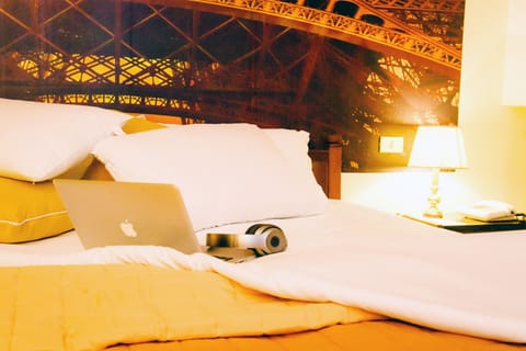 Standard Single Room | Premium bedding, minibar, in-room safe, desk