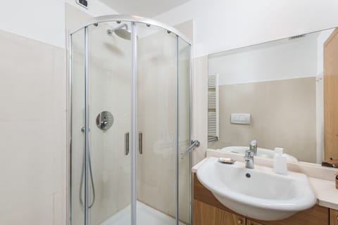 Deep soaking tub, rainfall showerhead, hair dryer, bidet