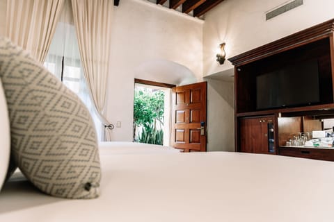 Superior Dos Camas | Premium bedding, minibar, in-room safe, desk