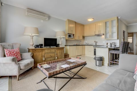 Deluxe Apartment, 1 Bedroom | Living area | TV