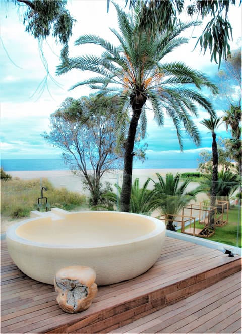 Panoramic Penthouse, Sea View | Blackout drapes, soundproofing, WiFi (free), bed sheets