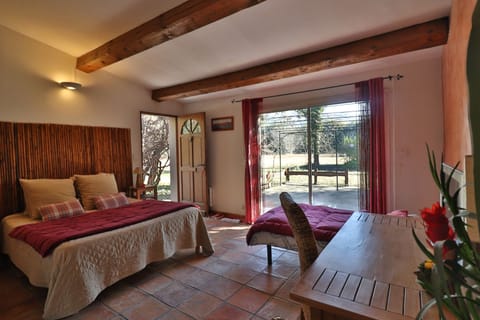 Triple Room (Cascade) | Individually decorated, individually furnished, desk, blackout drapes