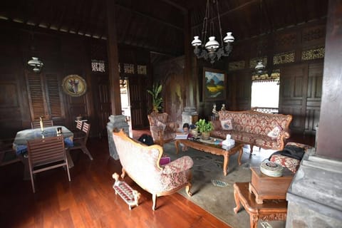 Traditional Villa, 3 Bedrooms | Living area | LCD TV