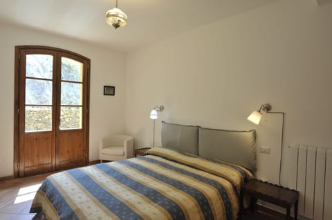 Basic Apartment, Balcony | 1 bedroom, free WiFi, bed sheets