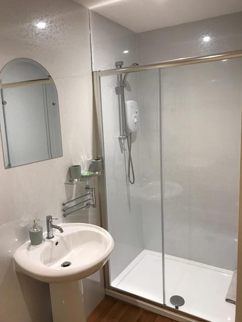 Double Room, Ensuite (Main Building)