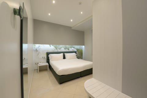 Standard Double or Twin Room | In-room safe, desk, soundproofing, free cribs/infant beds