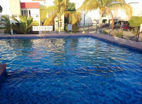 Family Condo, 2 Bedrooms | City view