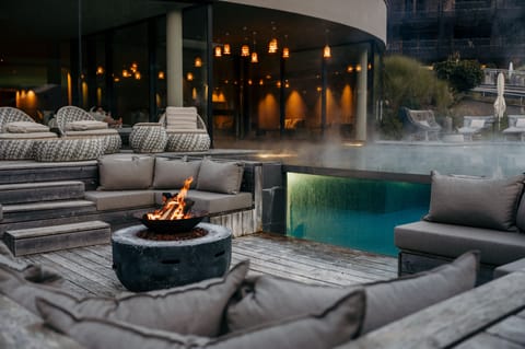 Indoor pool, outdoor pool, sun loungers