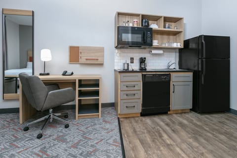 Studio Suite, 2 Double Beds, Kitchen | Premium bedding, in-room safe, desk, iron/ironing board