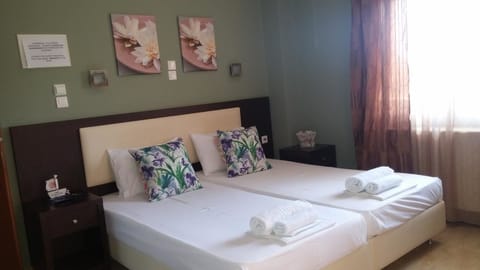 Studio | Iron/ironing board, free WiFi, bed sheets