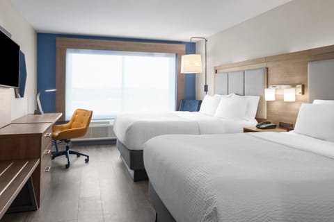 Premium bedding, pillowtop beds, in-room safe, desk