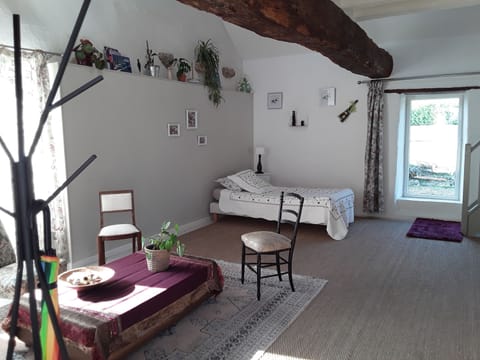 Comfort Suite, 1 Bedroom, Private Bathroom (La Métairie) | Living area