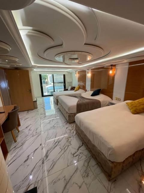 In-room safe, blackout drapes, soundproofing, free WiFi