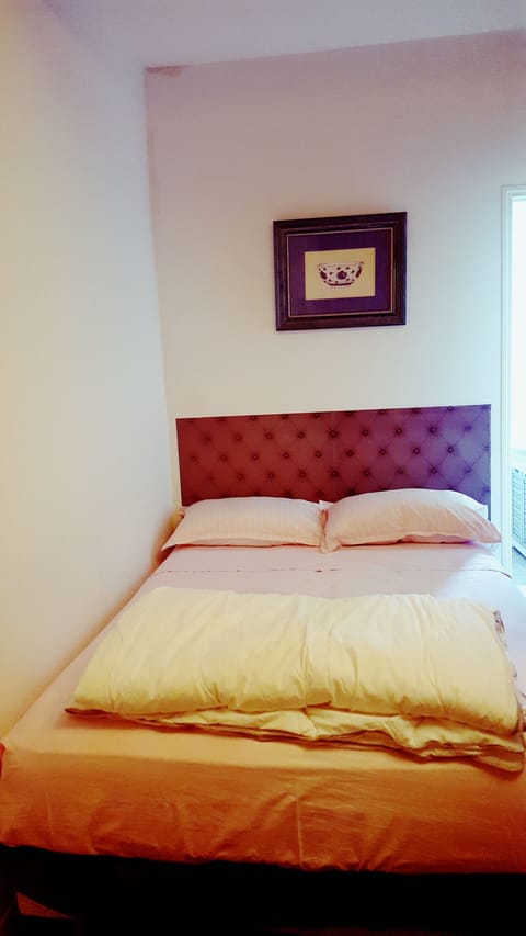 Double Room | Individually decorated, individually furnished, free WiFi, bed sheets