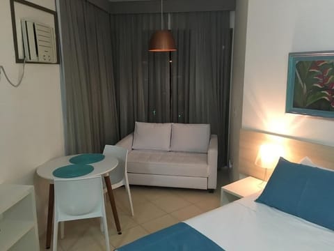 Apartment | Premium bedding, individually decorated, desk, blackout drapes