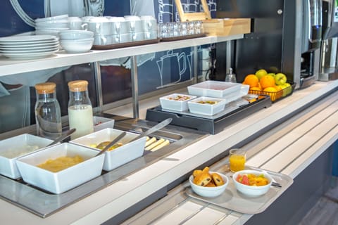Daily buffet breakfast (EUR 9.90 per person)