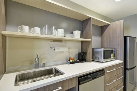 Fridge, microwave, dishwasher, coffee/tea maker