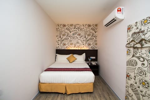 In-room safe, desk, iron/ironing board, free WiFi