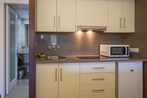 Studio, Mountain View | Private kitchenette