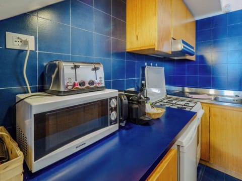 Apartment, 2 Bedrooms, Balcony | Private kitchen | Full-size fridge, microwave, oven, stovetop
