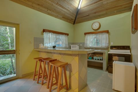Casita Verde  | Private kitchen | Fridge, highchair