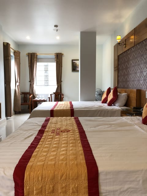 Deluxe Family Room | Desk, soundproofing, free WiFi, bed sheets