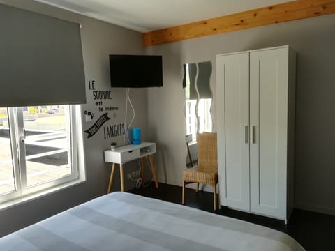 Classic Double Room | Individually decorated, individually furnished, blackout drapes