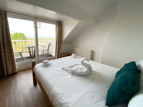 Double Room, Sea View | Water view