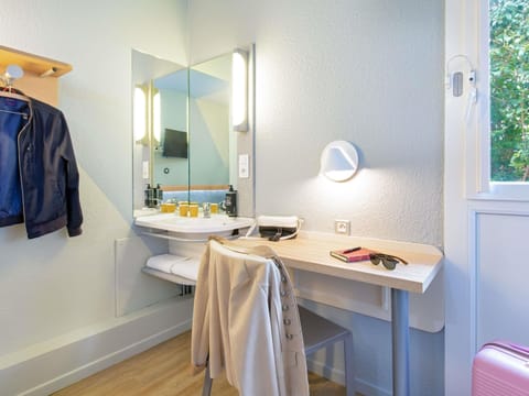 Triple Room, Multiple Beds | Premium bedding, desk, blackout drapes, soundproofing