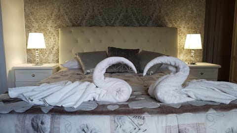 Frette Italian sheets, premium bedding, down comforters, pillowtop beds