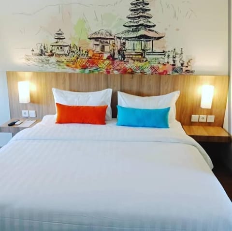 In-room safe, desk, free WiFi, bed sheets