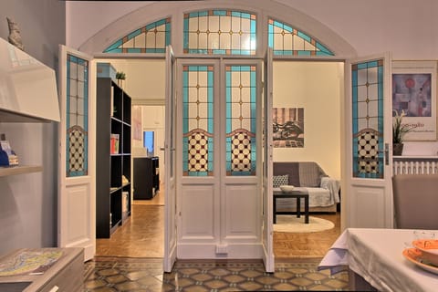 City Apartment | 2 bedrooms, iron/ironing board, free WiFi, bed sheets