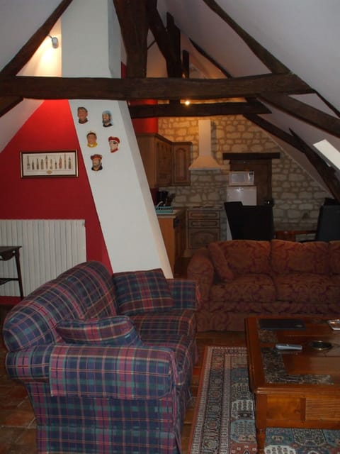 Family Suite | Living area | Flat-screen TV