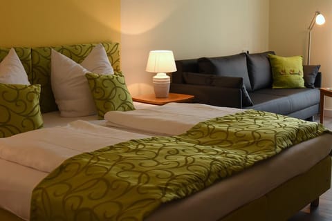 Superior Double Room | In-room safe, desk, soundproofing, free WiFi