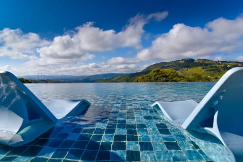 3 outdoor pools