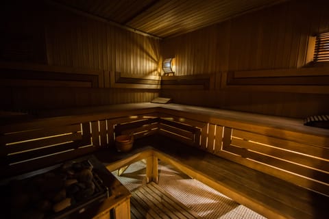 Steam room 