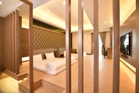 Studio, Multiple Beds | Desk, free WiFi, bed sheets
