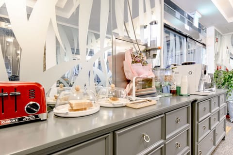 Deluxe Room | Minibar